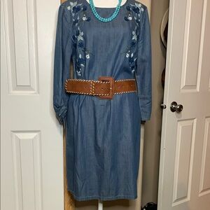 CeCe Floral Embroidered Denim Midi Dress EUC